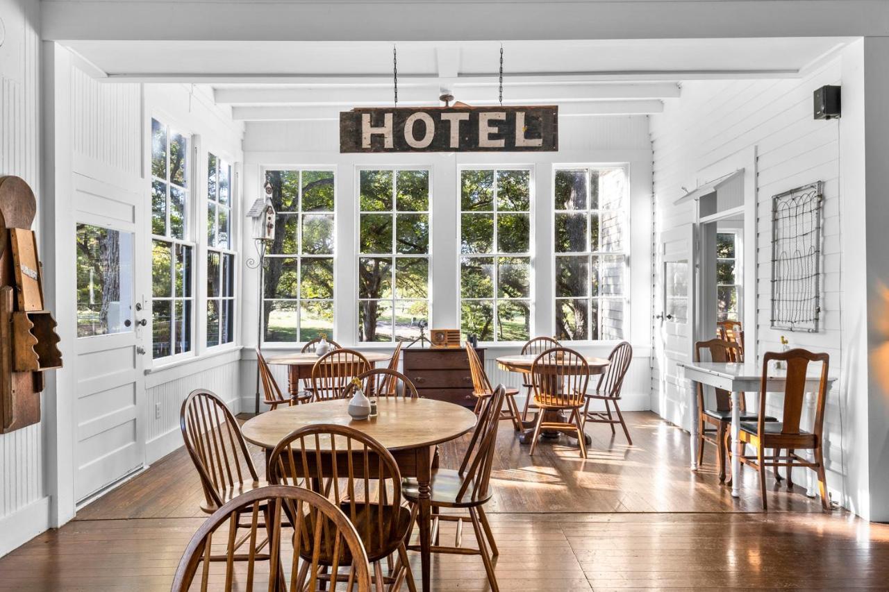 The Meyer Hotel 康福特 外观 照片